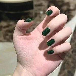 Green Press-on Nails
